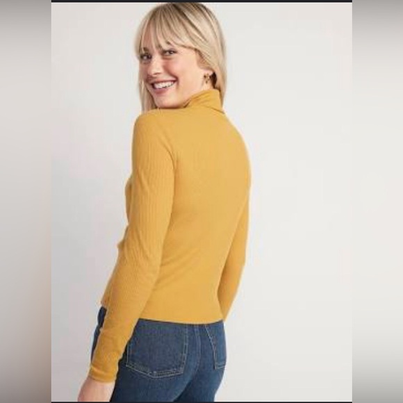 Brand new Old navy ribbed turtleneck sz medium - Picture 2 of 7